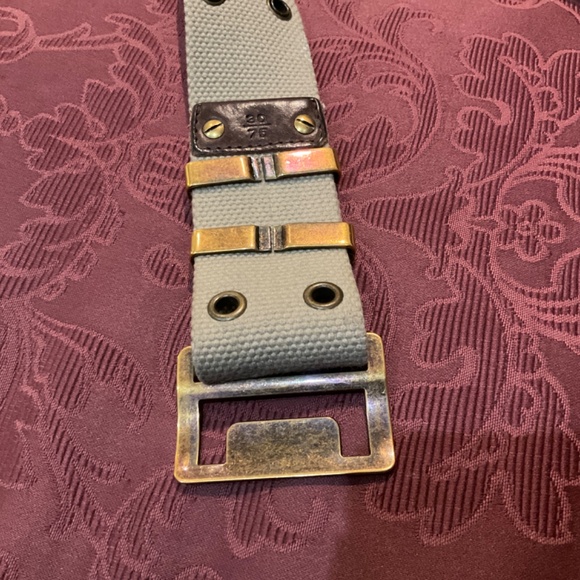 Burberry  Beige Canvas Eyelet Belt 30”/75cm - Picture 9 of 15